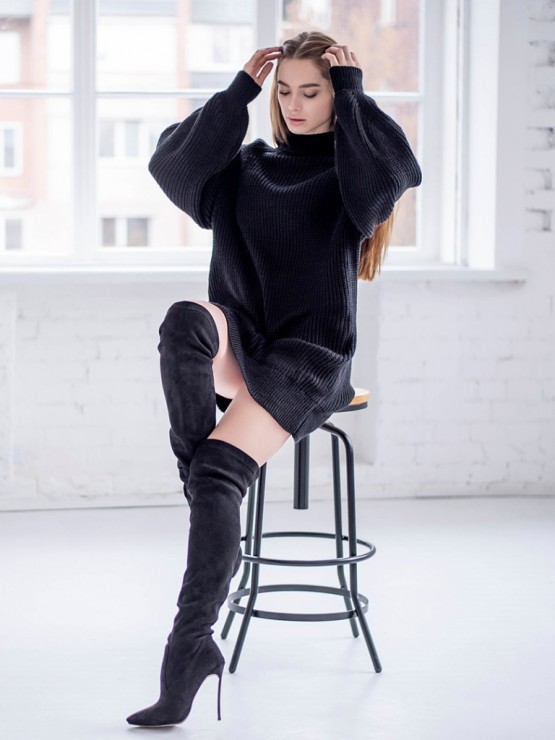 Жіноча туніка з високим горлом - Вовна - Акрил - "Міра" чорний 4