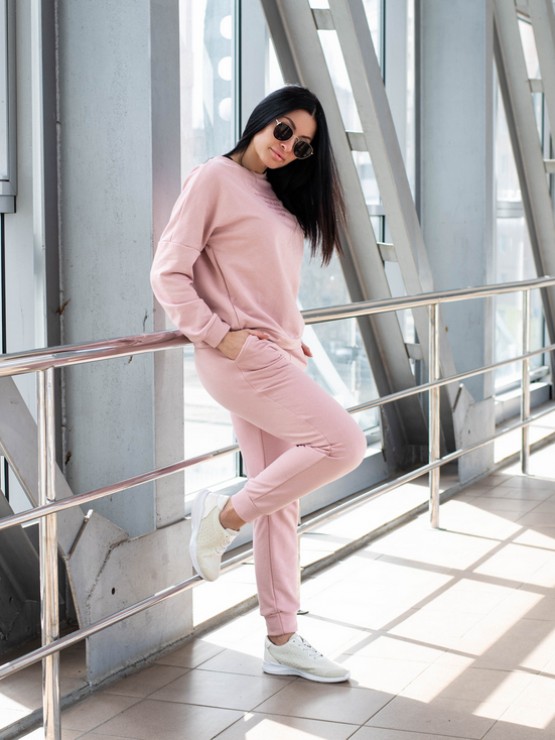 Жіночий костюм вільного крою - Тринітка - «Дженіфер» - Пудра 4