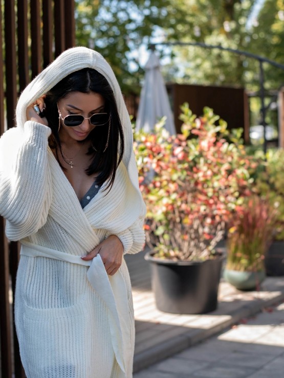 Жіночий кардиган з капюшоном -  напівшерсть-бiлий 3