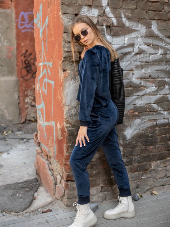 Жіночий велюровий костюм «Вікторія» 7